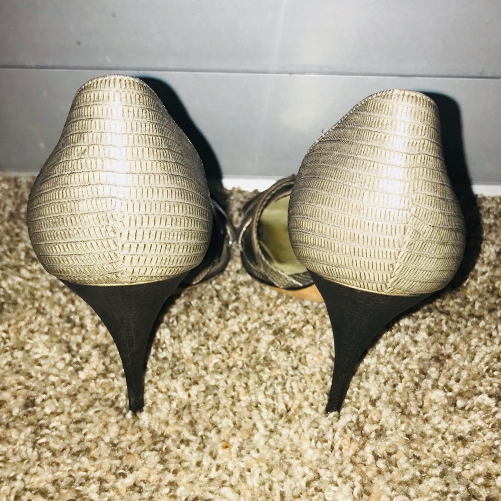 Giuseppe Zanetti Woman’s silver Heels Size 37 - Picture 3 of 8